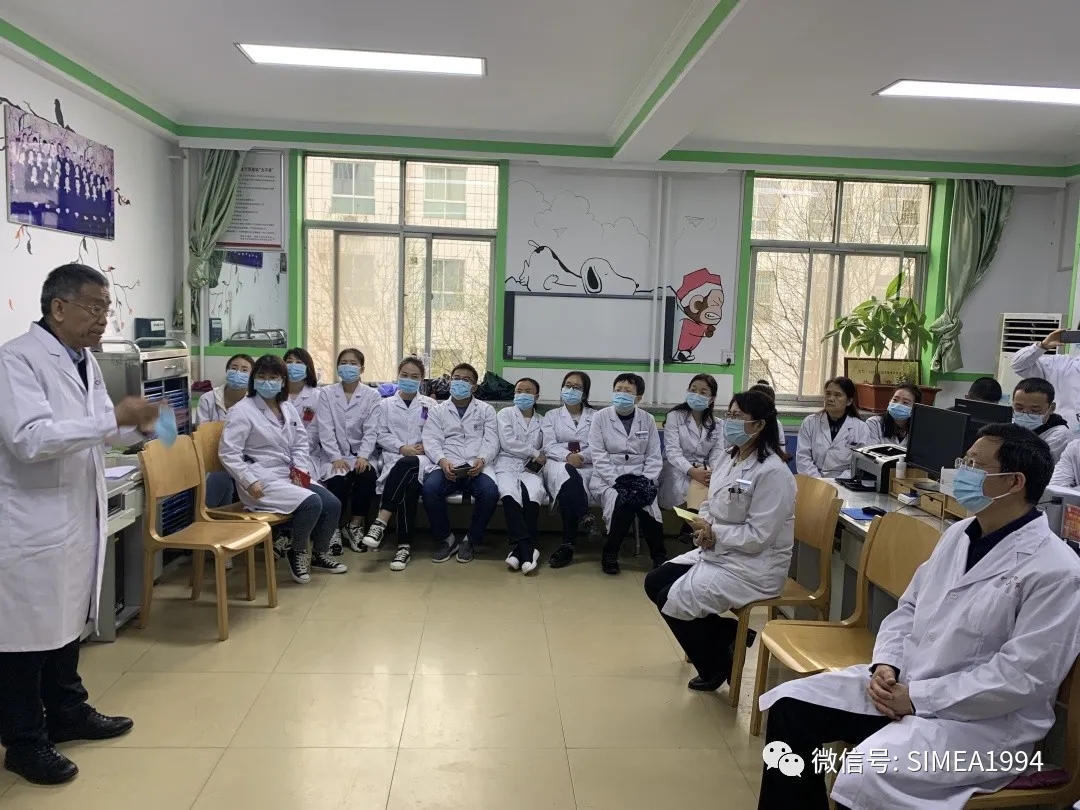 心内科等30多位专家深入科室门诊和病房开展了相关疾病诊疗,查房会诊