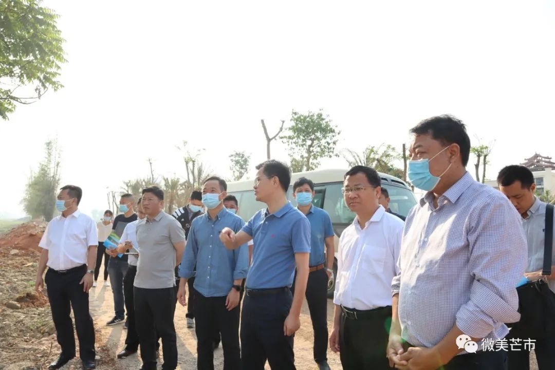 州委副书记胡小成到芒市调研重大项目建设情况