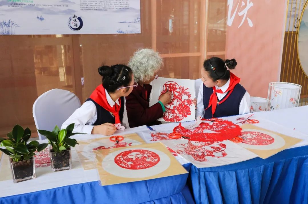 学党史丨读书吧上海技术学校~追寻光辉足迹