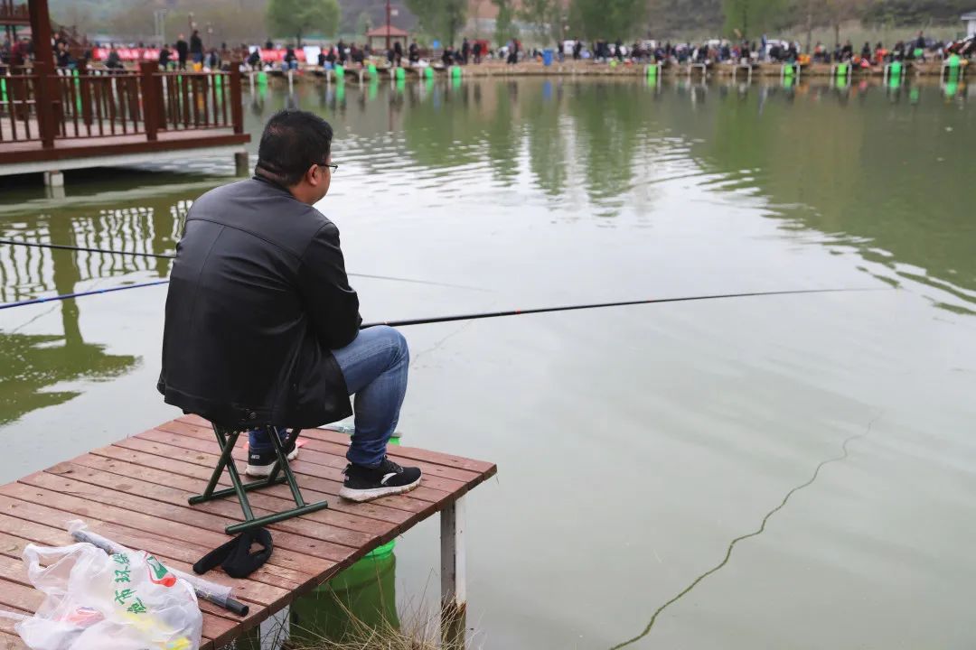 来钓一池春色黄龙这场职工钓鱼比赛精彩纷呈