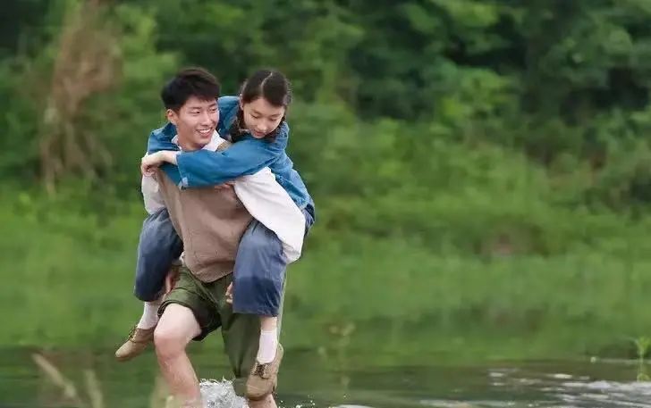 五一来远安品村村诗画话嫘祖故事