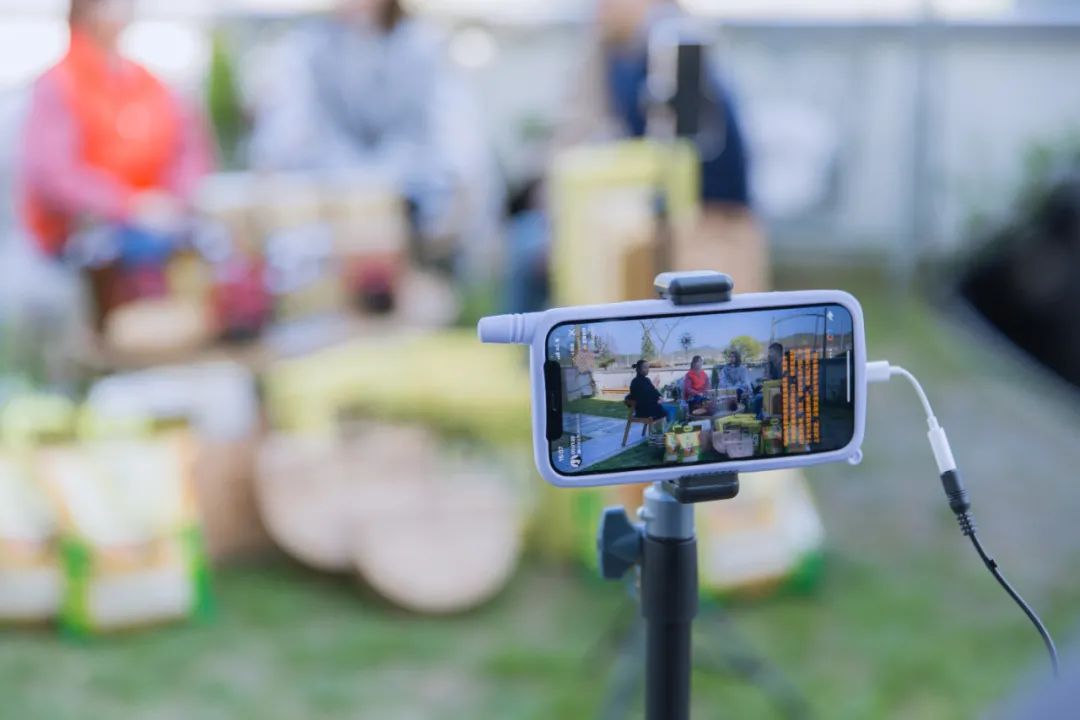 庭院新风尚三庭院直播助力巾帼创业