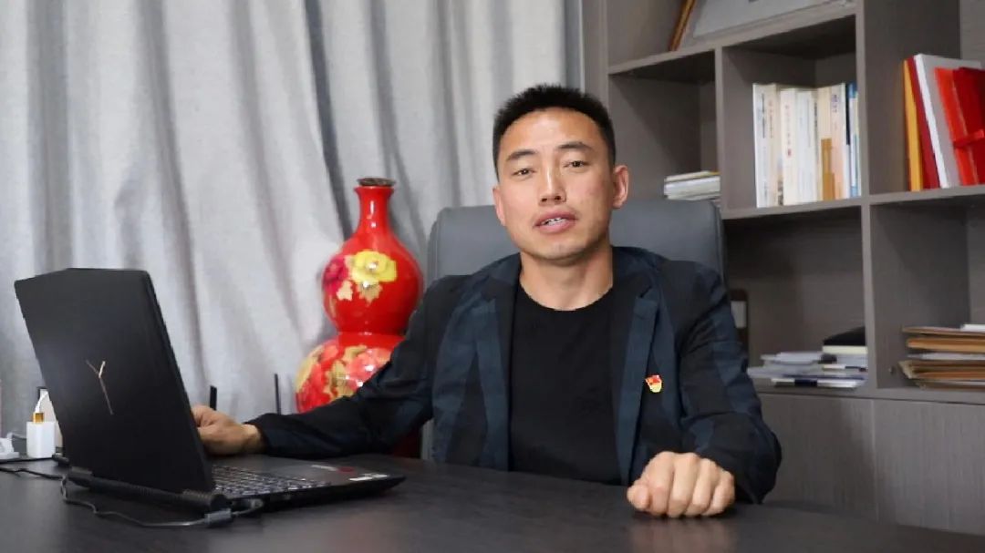 劳动者风采罗志刚返乡创业带领村民走上致富之路