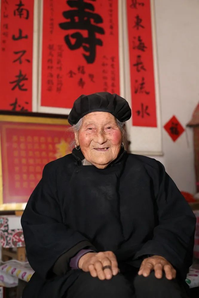 日照百岁老人寻访102岁老人林环英用豁达丈量人生