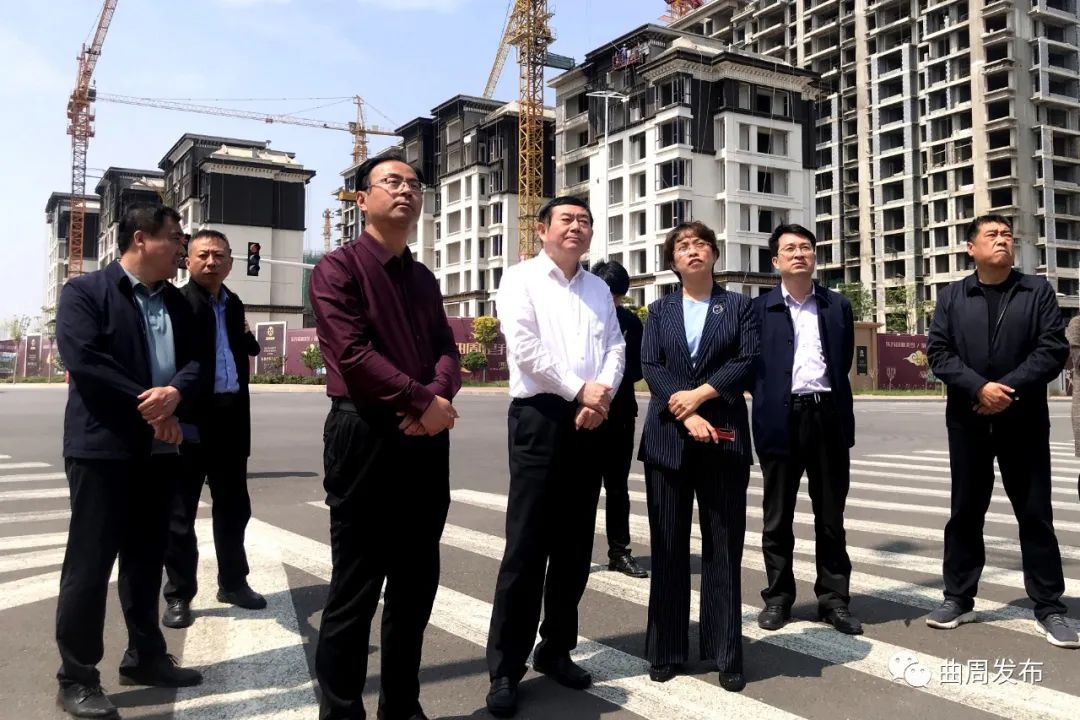 市建设局党组书记,局长王兆社一行到我县调研城建工作