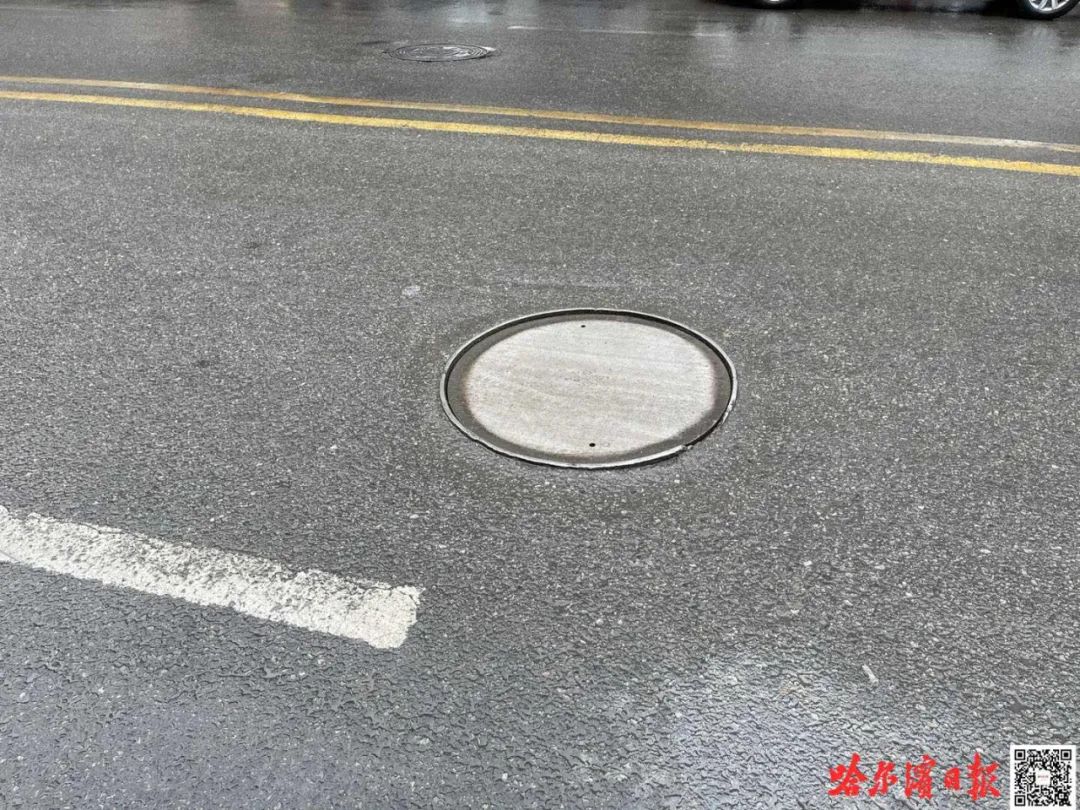 民生无小事城管在身边汉广街井盖盖合不严咣当声响到深夜