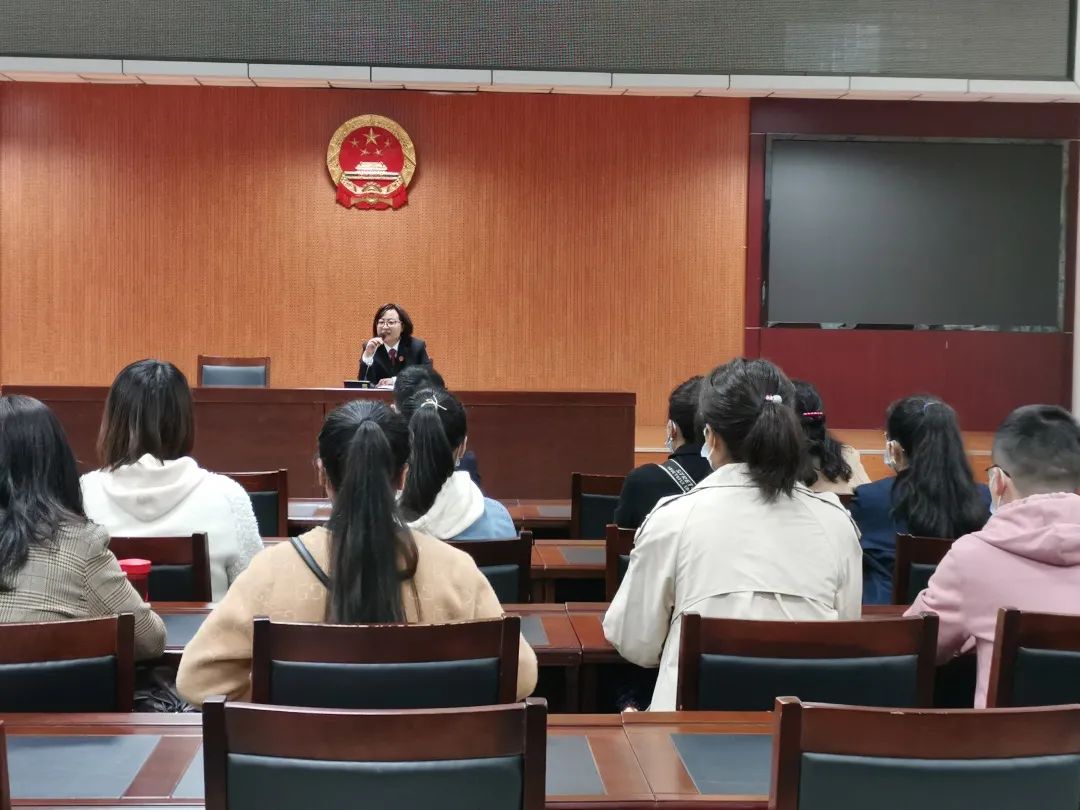 【我为群众办实事】 撒杭州职业高中播清廉“雨露” 涵养师生心灵