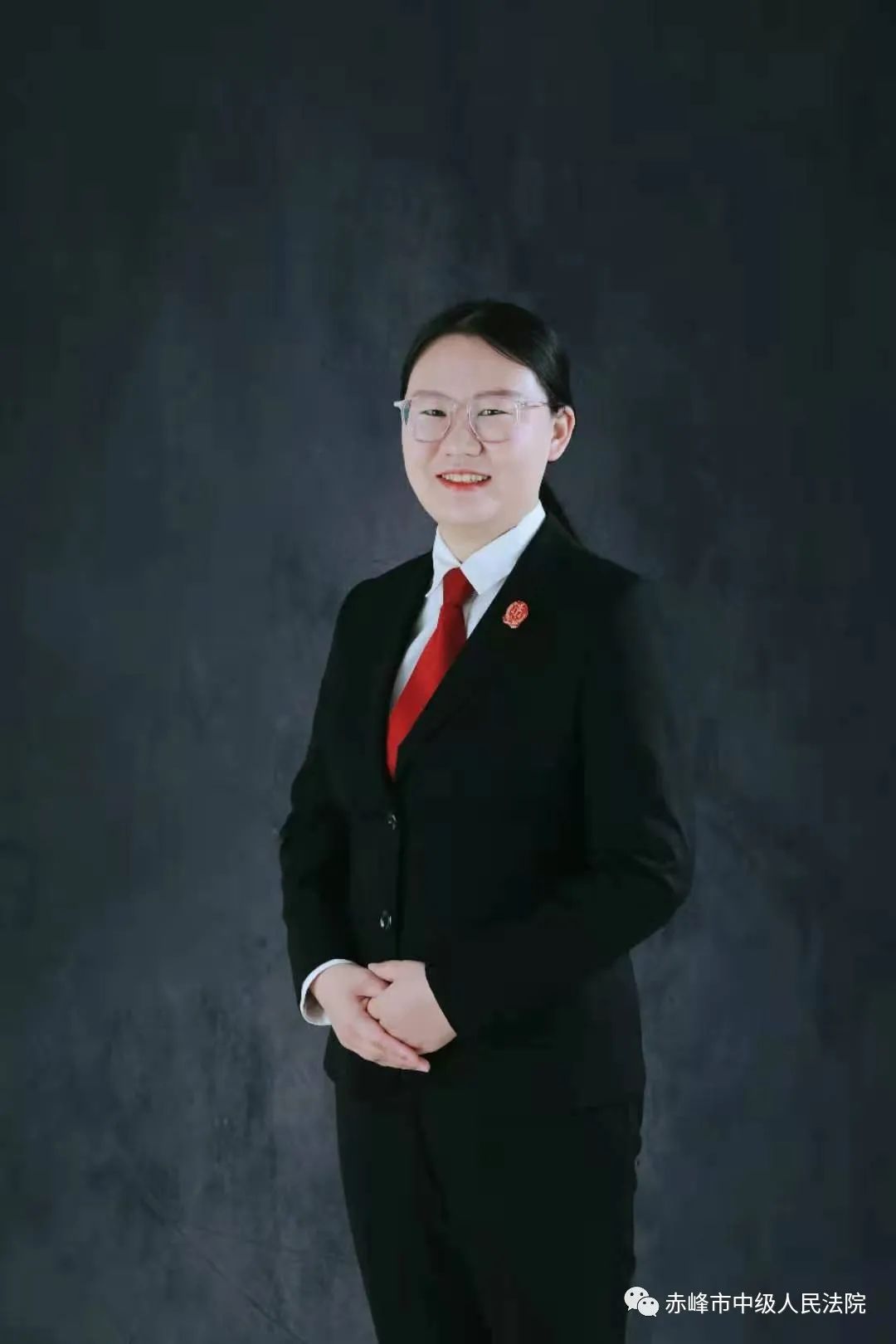 2021年4月26日上午,赤峰市中级人民法院刑一庭组建的"叮咚法律宣讲团"
