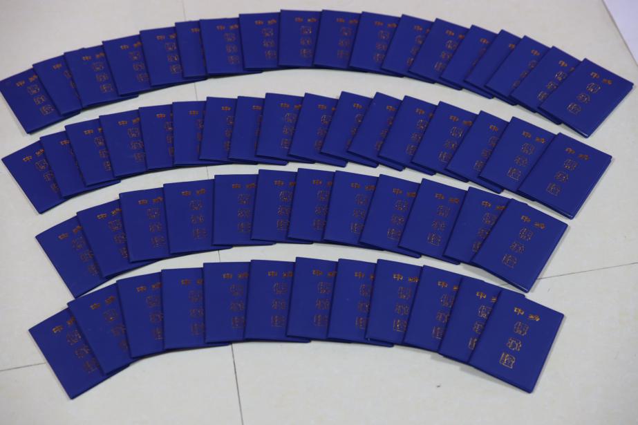 叫嚣警察不敢抓她的第三天被抓了