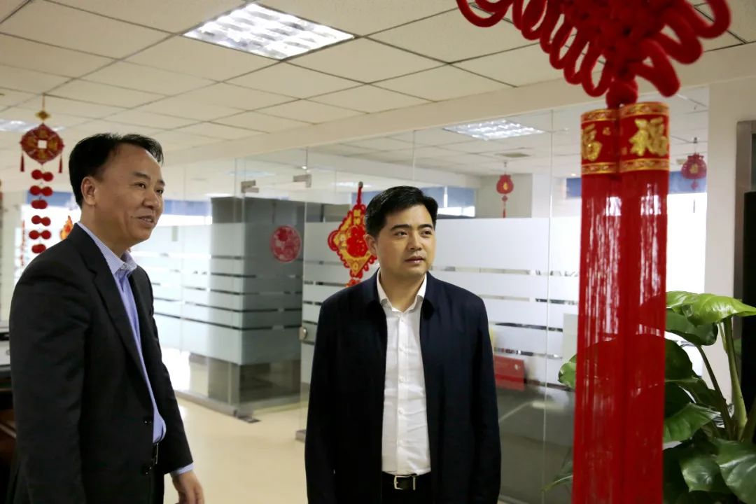 胡俊峰带队开展企业大走访大服务活动