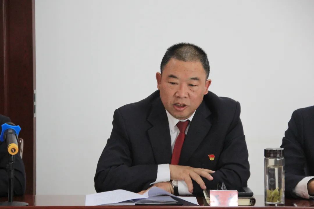 最后,党组书记,院长杨海全表示,要以这次