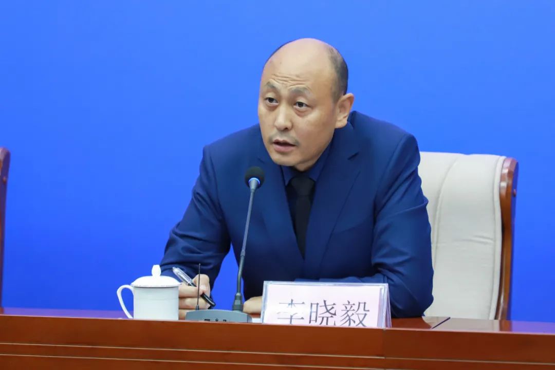 山东省足球运动管理中心副主任李晓毅"日照国际足球中心训练基地是一