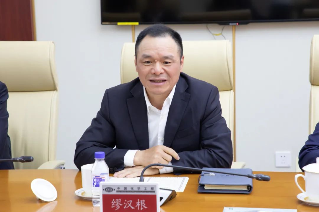 戴和根会见盛虹控股集团董事长缪汉根