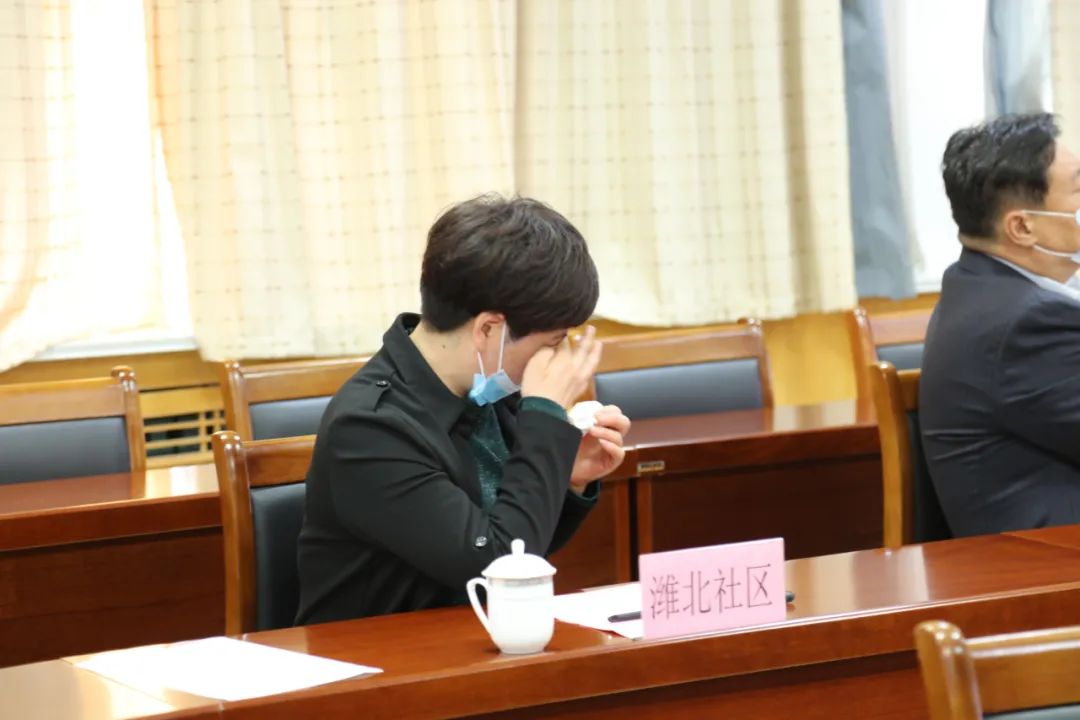 队伍教育整顿开门纳谏搞整顿集思广益促提升