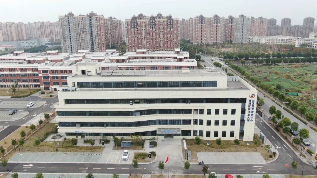 徐泾北大居社区卫生服务中心自2020年12月份运行以来,在区卫健委,徐泾