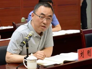 云南省检察院召开2021年度未成年人检察专家咨询委员会会议