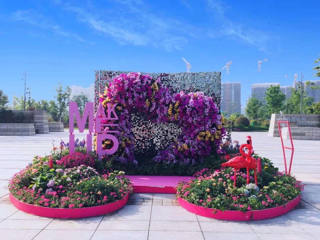 2021上海国际花展四大分会场五一亮相申城街头