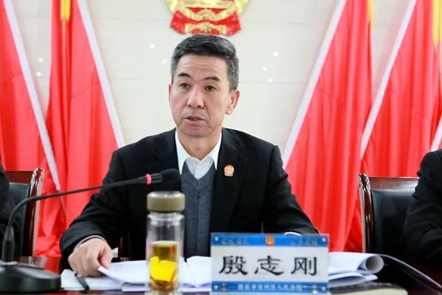 原州区法院三任第一书记共话脱贫致富感党恩乡村振兴跟党走