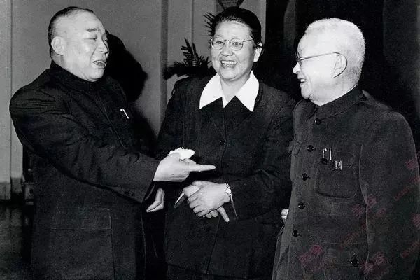 家风在传承中历久弥新一和平老人邵力子