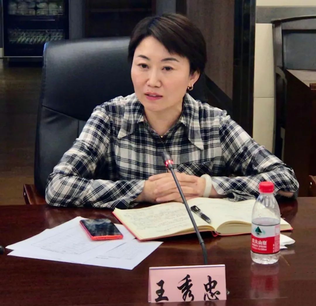 五四青年节宝山区卫健委团工委召开纪念五四运动102周年团干部代表