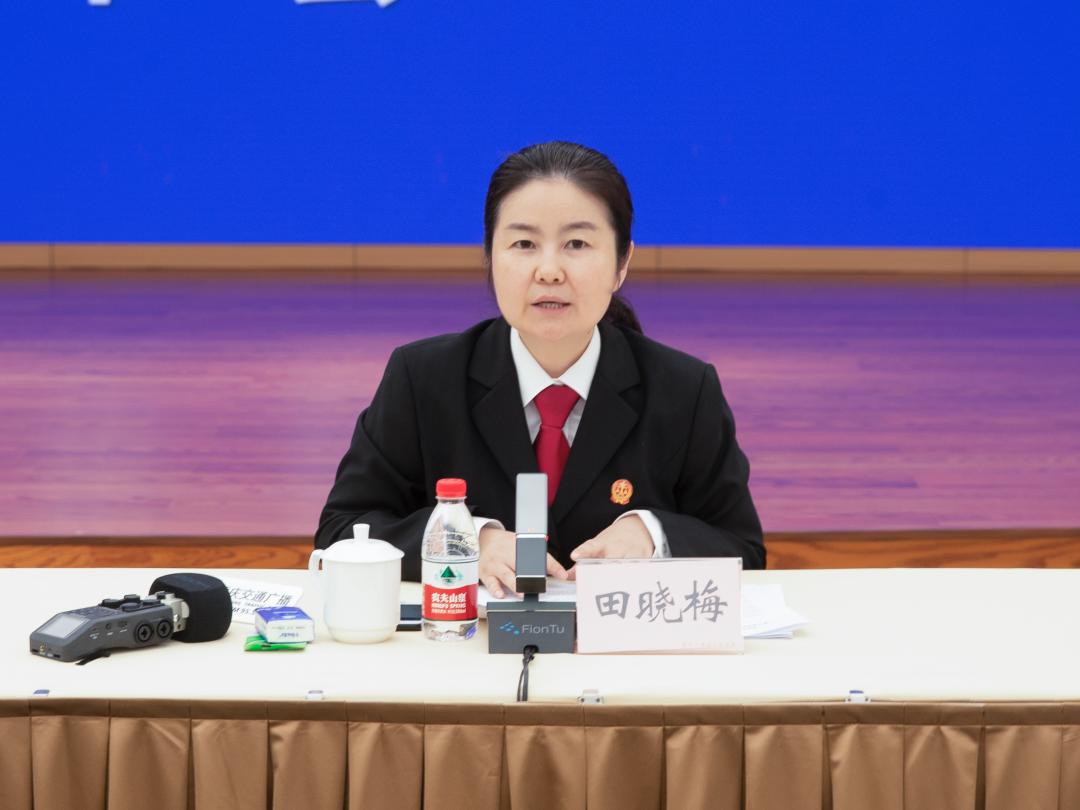 市高法院民一庭副庭长田晓梅发布十大劳动争议典型案例发布会上,市