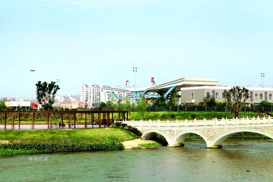 绘就新时代美丽广汉生态画卷专访广汉市委书记张俊懿