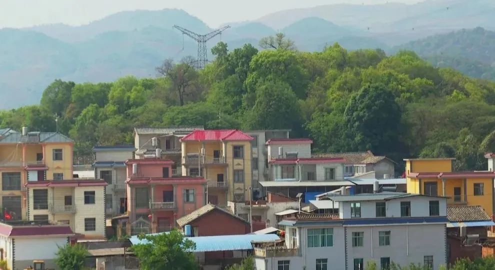 就是美丽生态赋能美好生活的一个见证开远市小龙潭镇绿差冲村委会摩朵