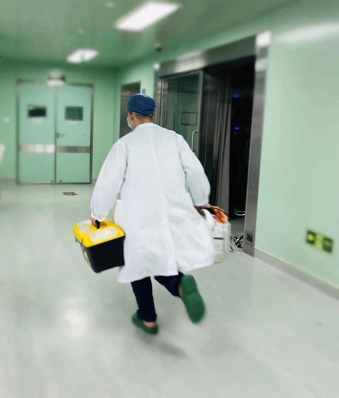 最美工作照致敬劳动者