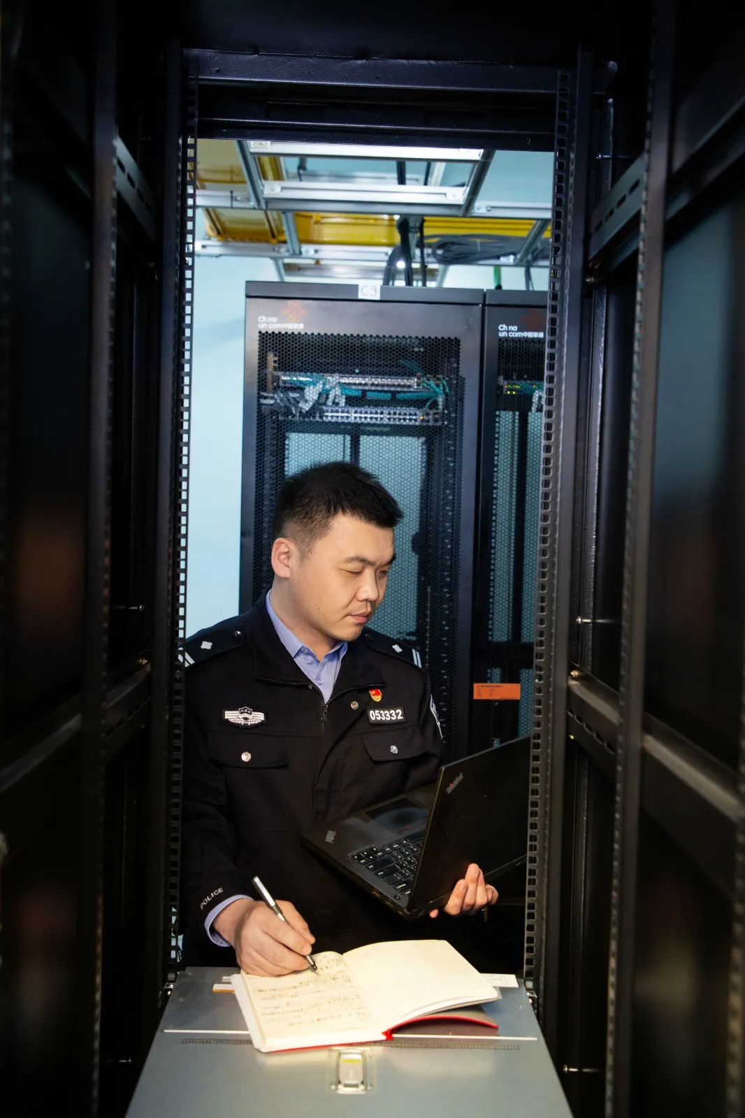 网安战警李宏哲获评感动北疆最美警察