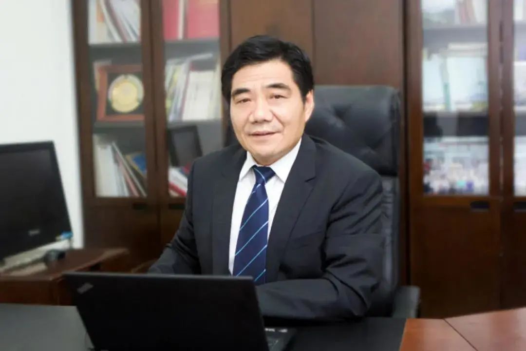 百年大学之光开创辉煌道路nature专访校长周创兵