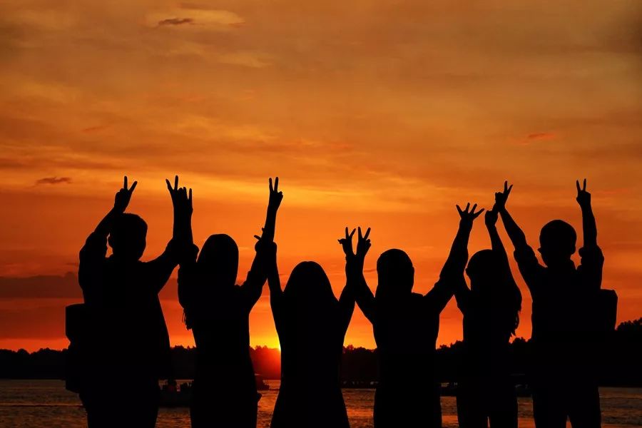 五四青年节岁月不老青春无悔愿象山的你依旧少年心