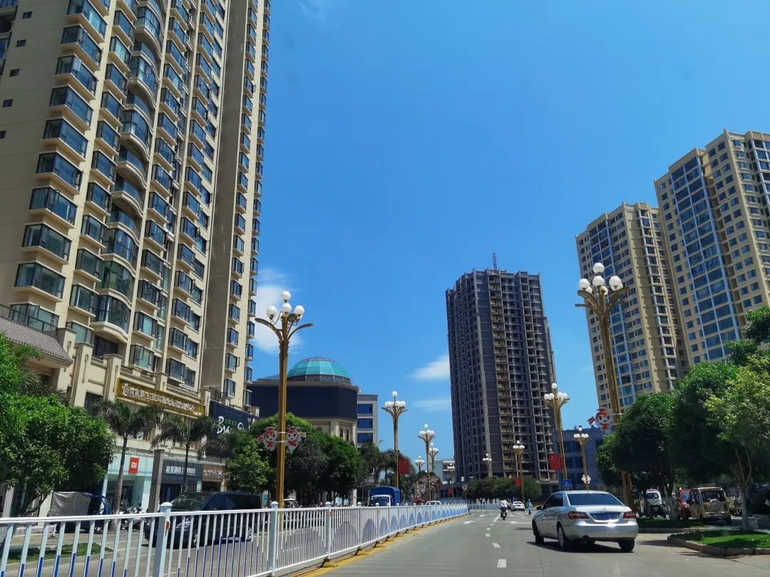 为民办实事 | 400个车位!蒙自南湖荟周边这一停车场已对外开放
