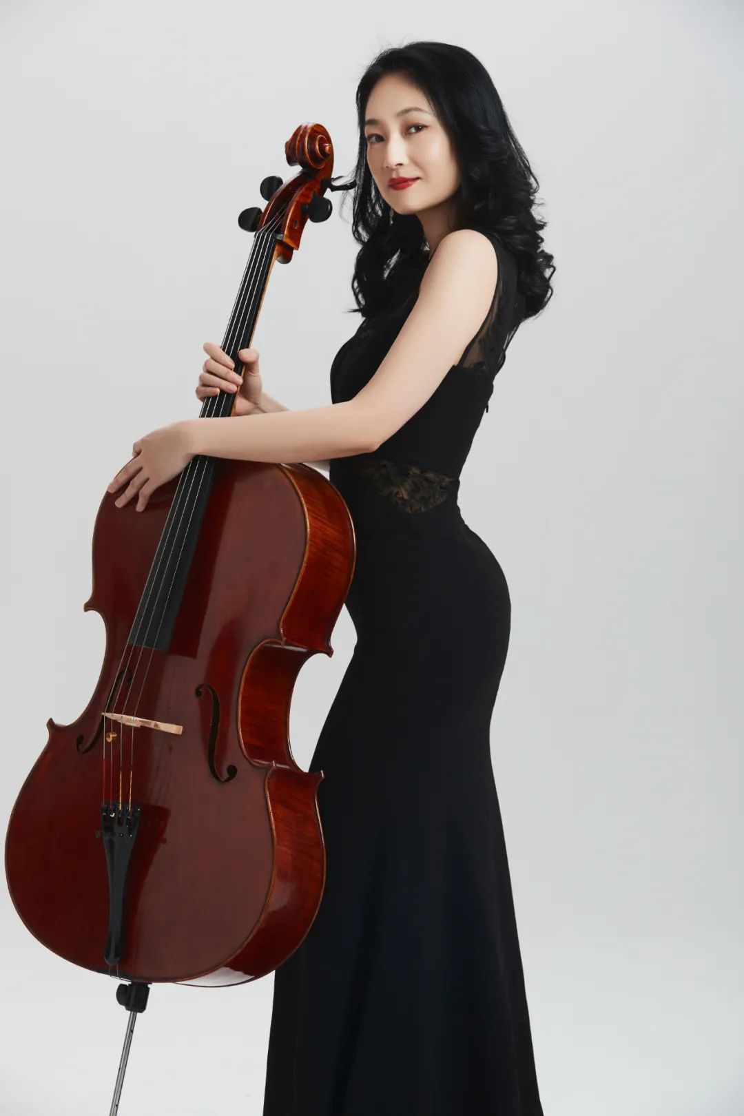 《a小调第一大提琴协奏曲》上海交响乐团 大提琴首席 朱琳 演绎法国