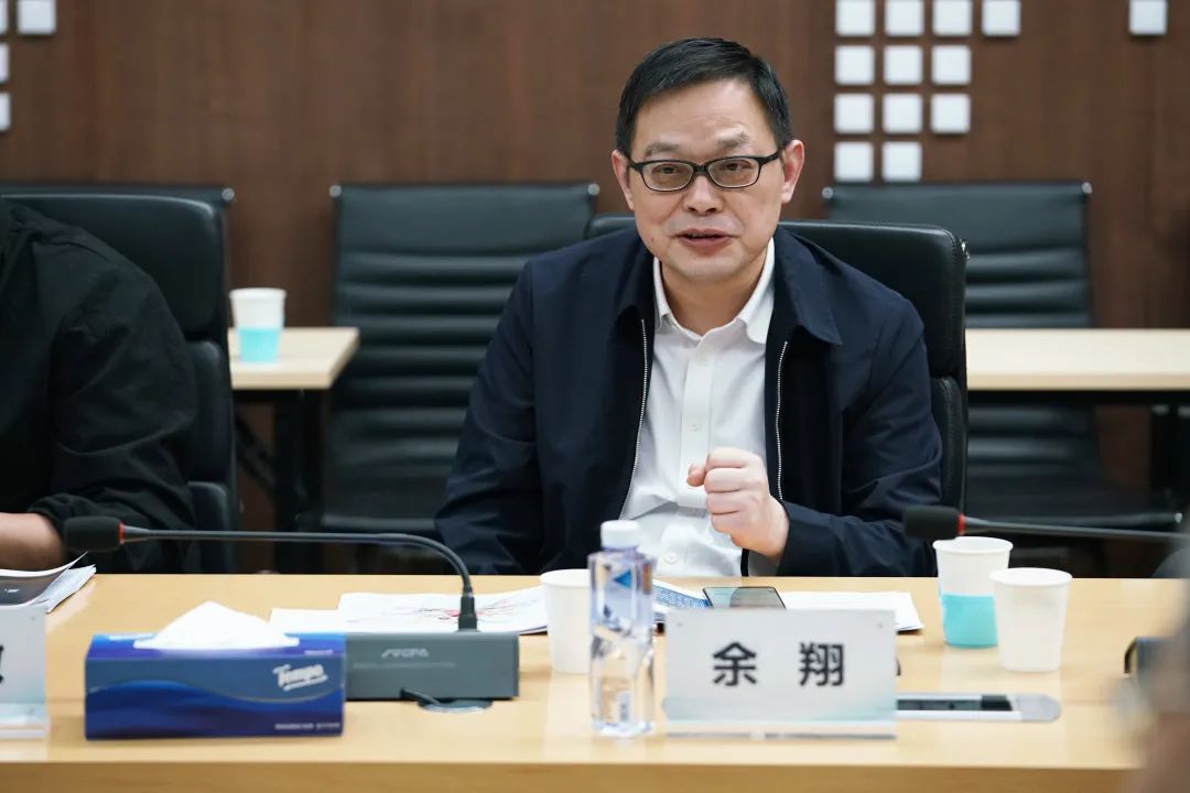 武汉二零四九集团清华同衡联合创新研究中心揭牌