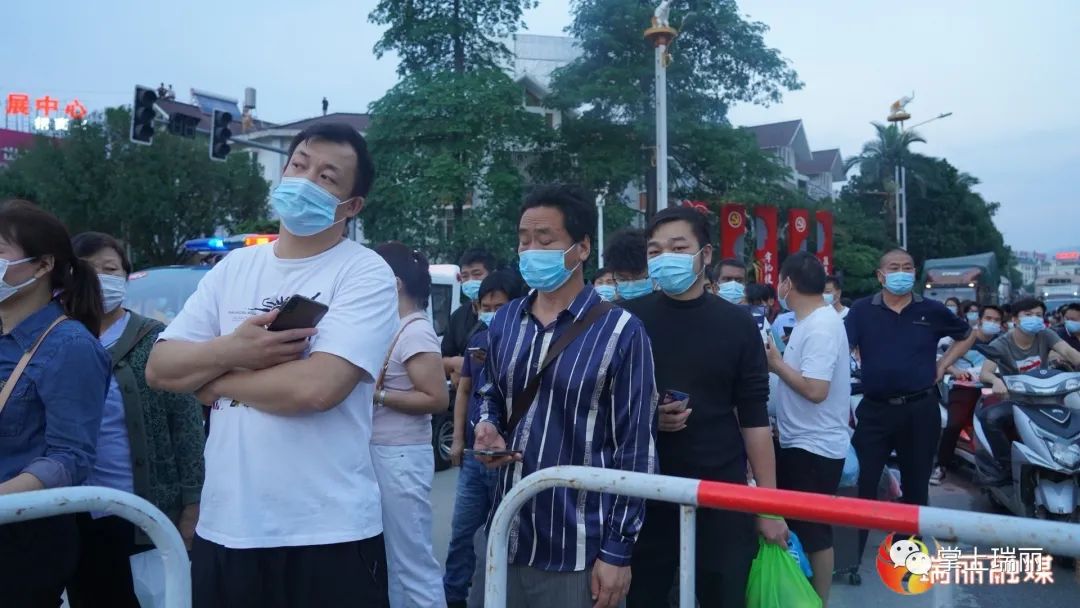 瑞丽市中高风险地区清零人员有序解除居家隔离