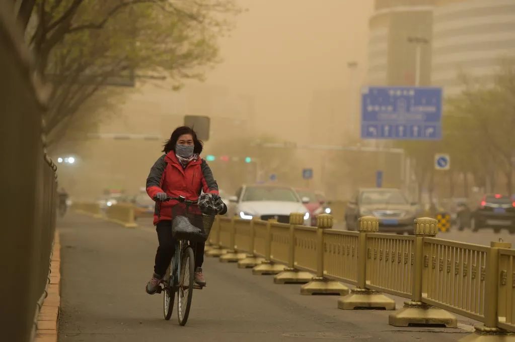 又见大风吹沙尘怎么感觉今年大风这么多