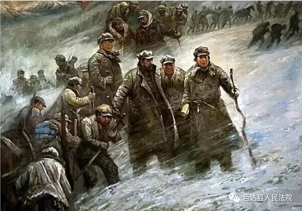 沿红军将士当年走过的山间小路向夹金山垭口进发,刺骨的寒风卷着雪粒