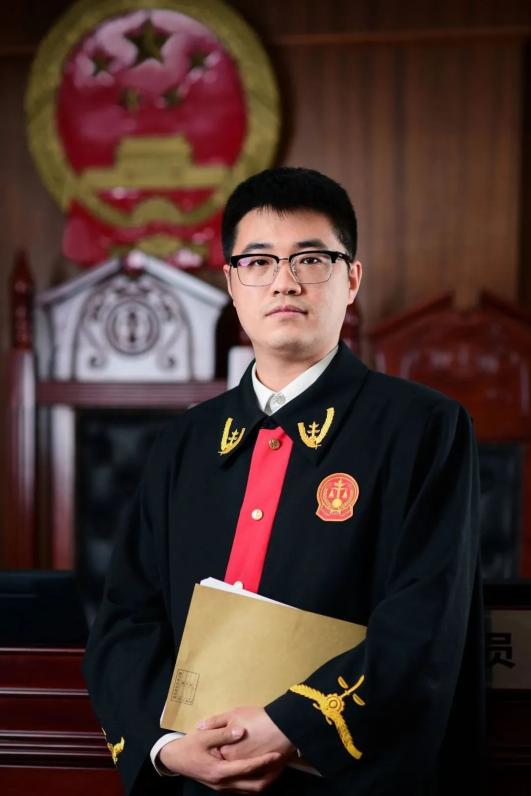 英模事迹||许亚东:执仗正义之剑的少年一直在心中