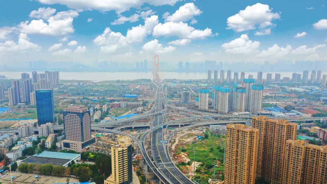 黄家湖大道城市地下综合管廊及同步道路提升改造工程第七届世界军人