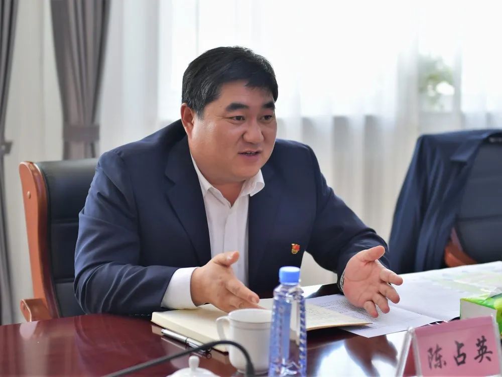 陈占英到红山绿色食品产业园 赤峰保税物流中心和红山物流园区调研