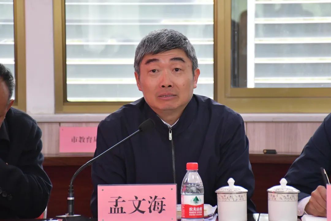 孟文海表示,日喀则市将积极主动作为,创新工作理念,用好骨干力量,确保