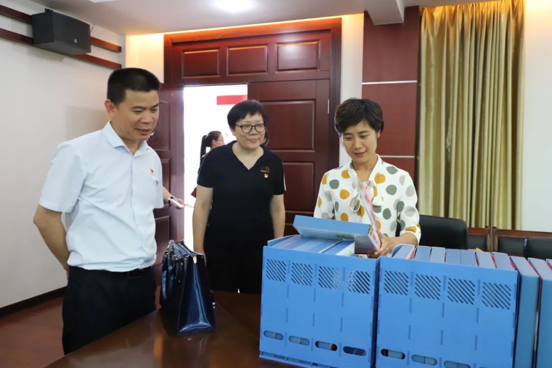 教育整顿县委常委宣传部部长姚晓明到县法院调研指导队伍教育整顿工作