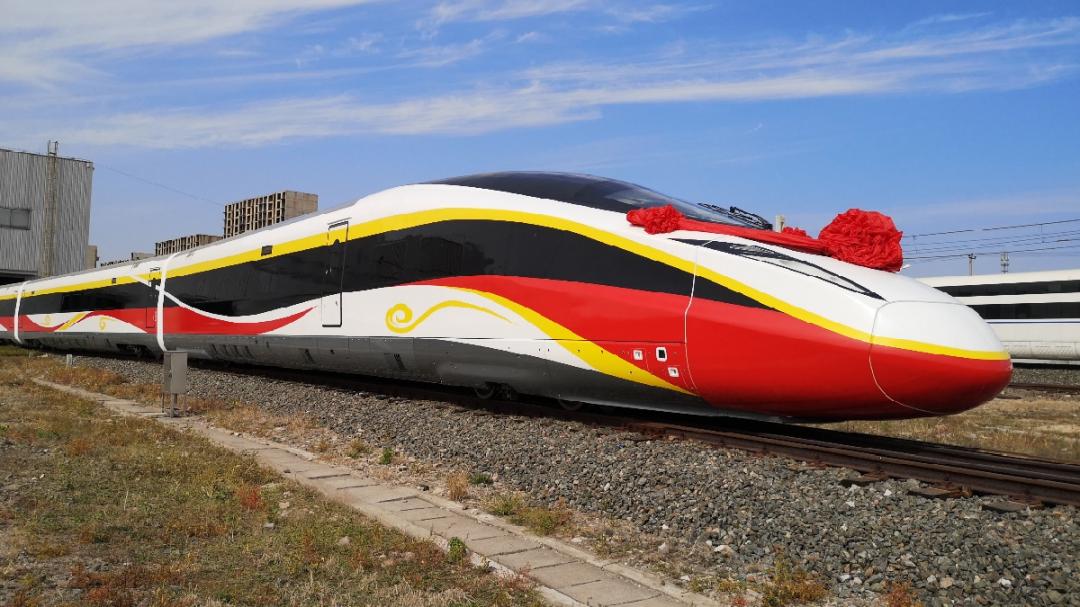 品博会看中车高速磁浮列车可变轨高速动车智慧车窗
