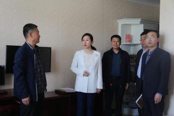 滕云检查指导陕西省第三届全民健身运动会子长赛区赛前筹备工作