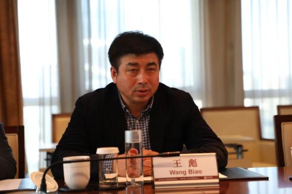 打造中国特色国际冰雪小镇典范,区委书记王彪赴北京与参建企业座谈