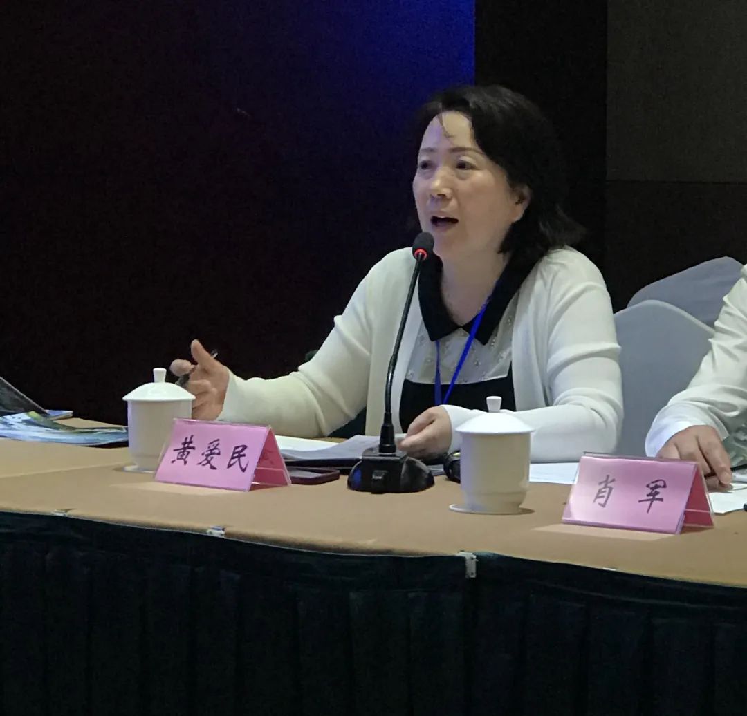 市民代表李桂平:建议旌湖两岸增加观光车,给游客了解旌湖文化,畅游