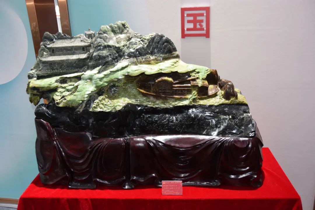 建党百年玉赞中国镇平县玉雕红色元素增彩党史教育