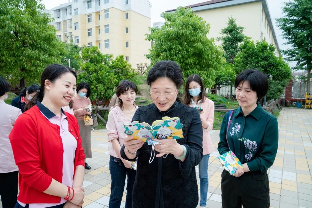 省妇联来潜开展党史学习教育宣讲及妇联改革调研