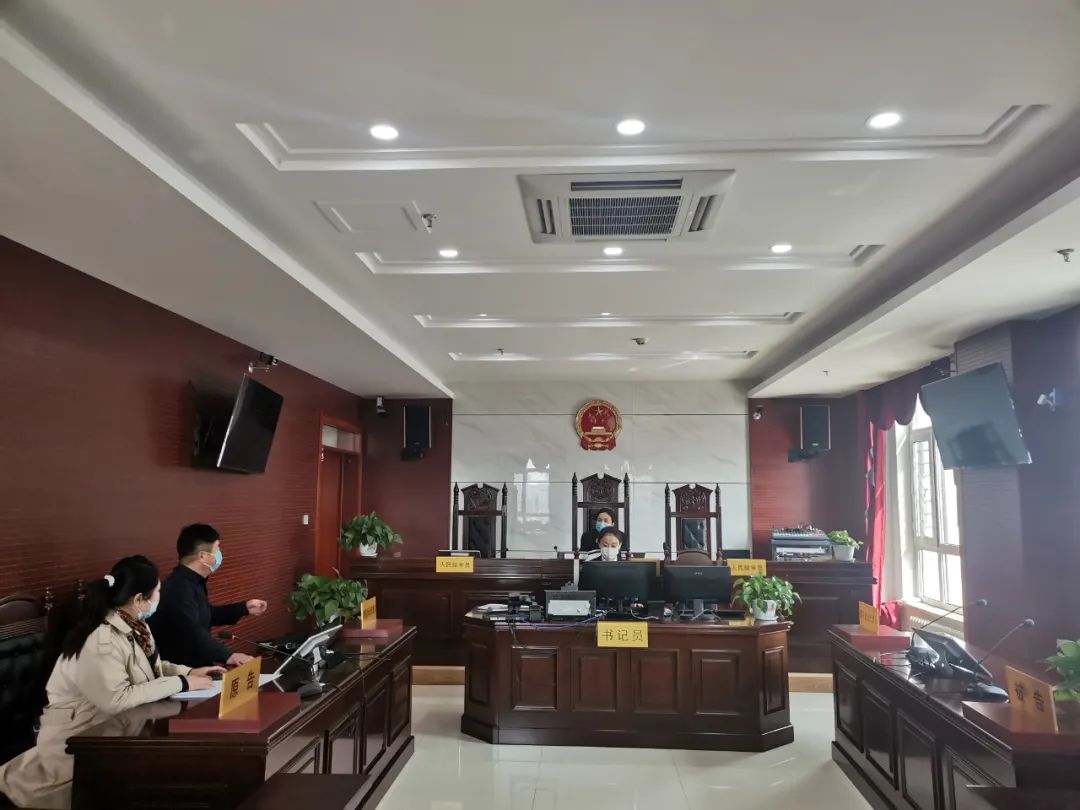 法官的一天民事审判庭李坤法官的一天