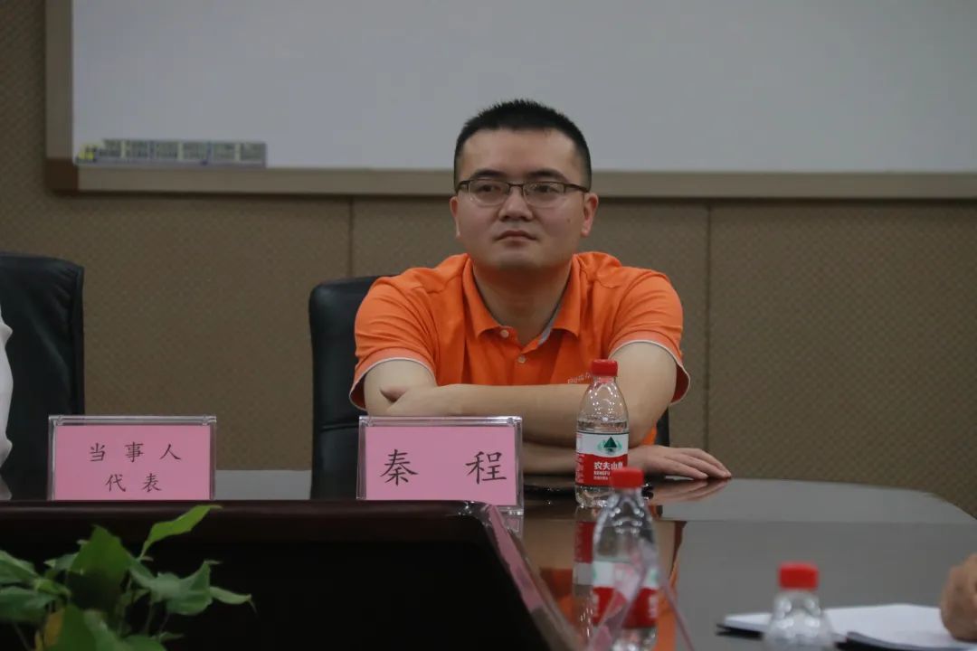 丰都法院召开教育整顿第二次征求意见座谈会